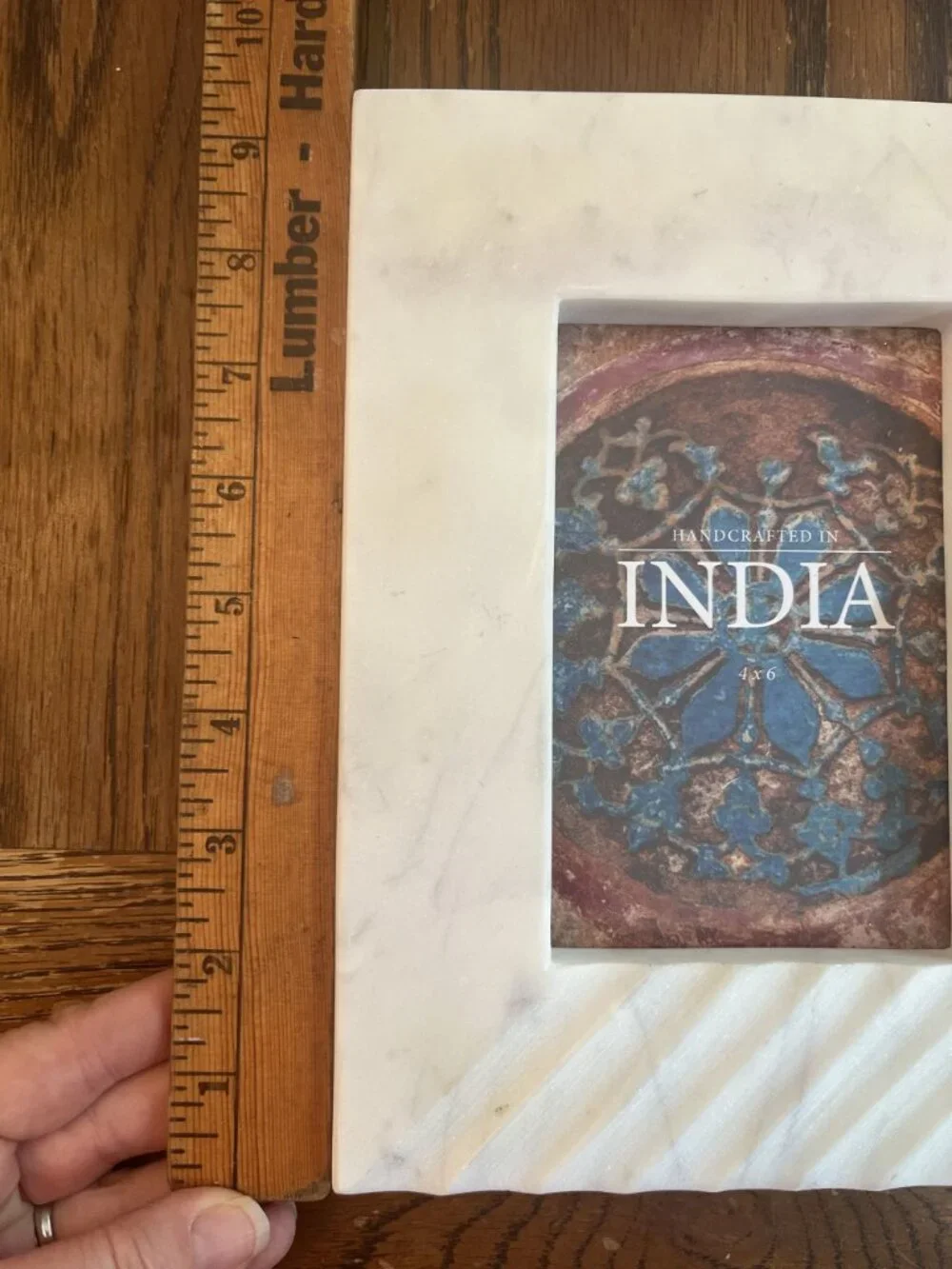 White Marble Photo Frame 4x6 Handcrafted In India With Textured Diagonal Design